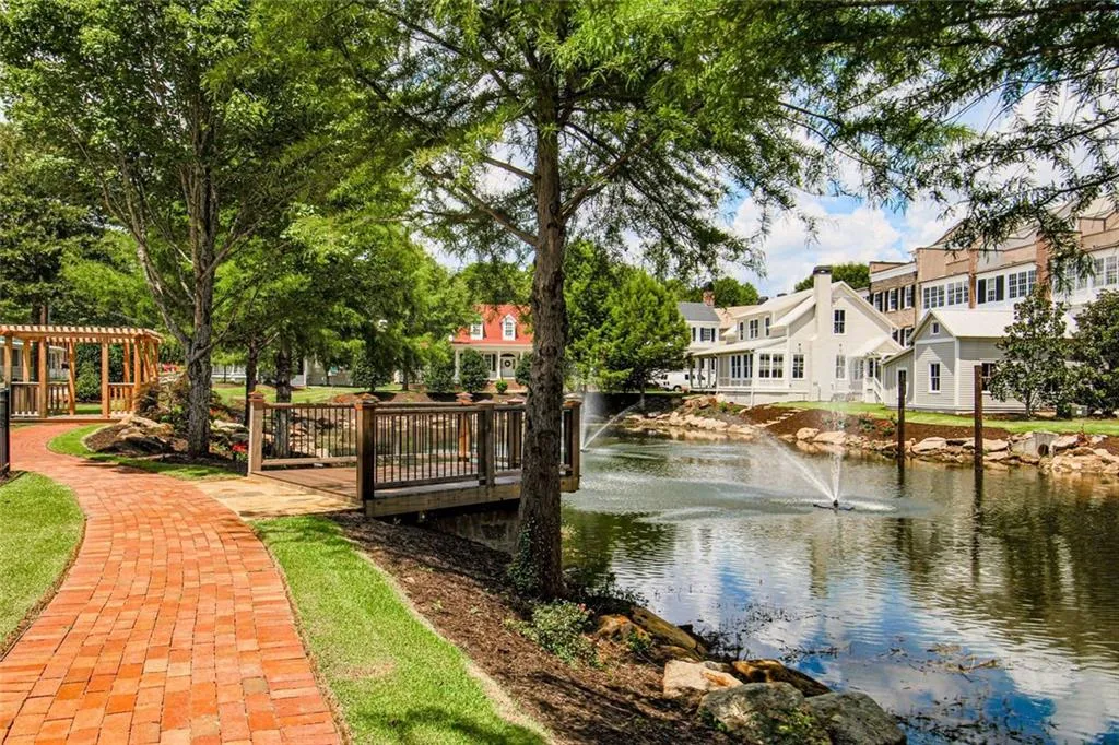 Senoia, Georgia 30276, United States, 3 Bedrooms Bedrooms, ,3 BathroomsBathrooms,Residential,Active,76646