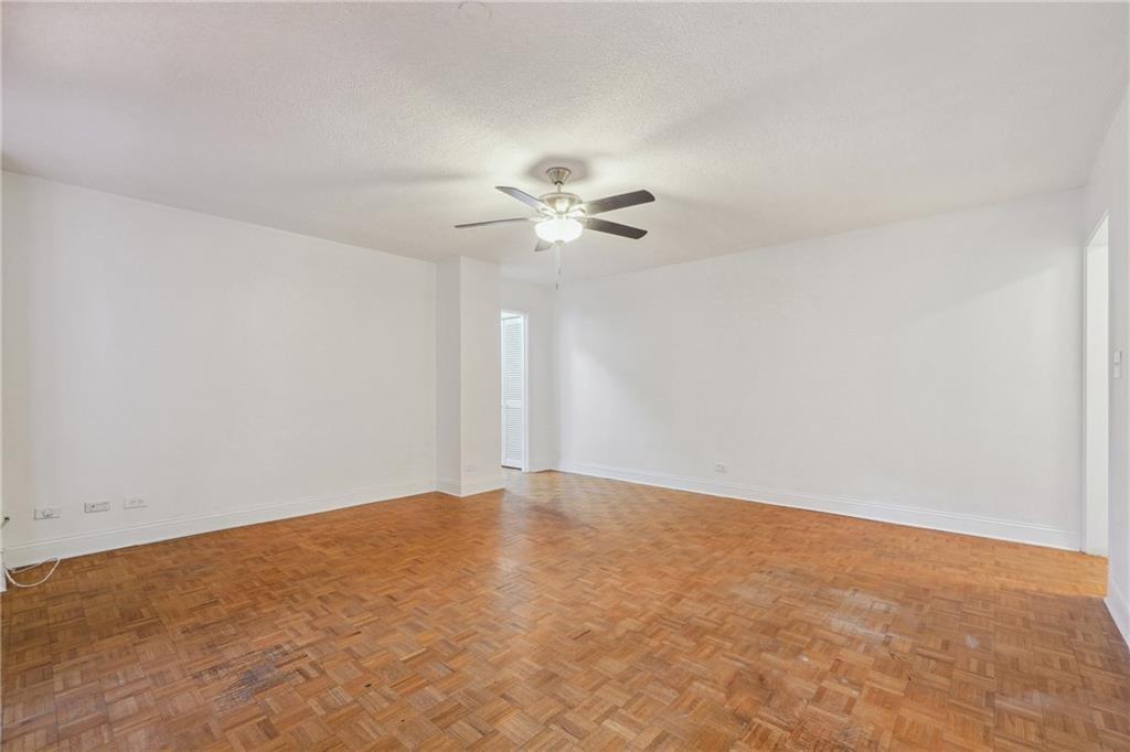 300 Peachtree Street NE 5A