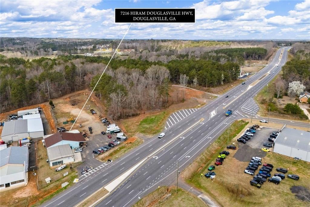 7216 Hiram Douglasville Hwy, Douglasville, GA 30134