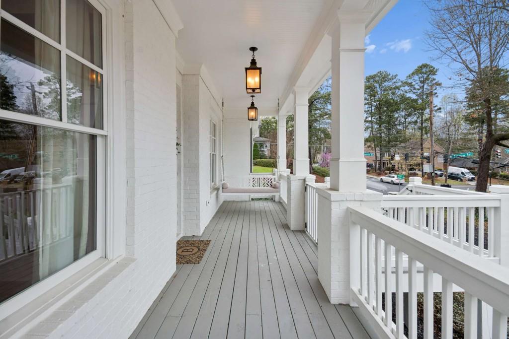 2561 Thompson Road NE