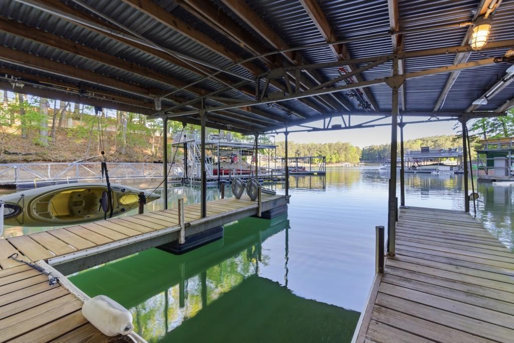 6422 Old Shadburn Ferry Road