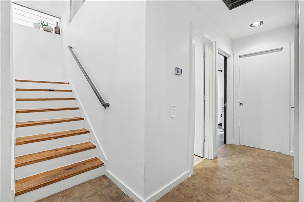241 Maynard Terrace SE 35