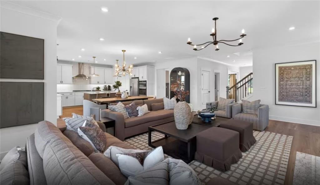 1606 Waterchase Drive