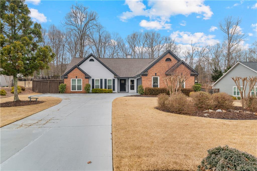5587 Newberry Point Drive, Flowery Branch, Georgia image 1