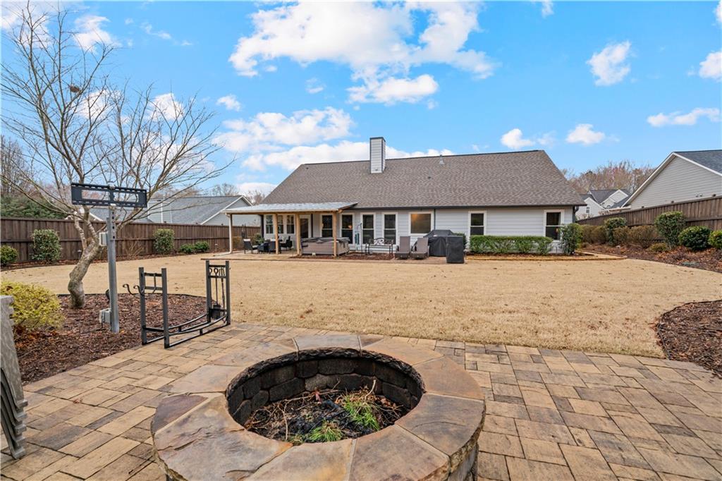 5587 Newberry Point Drive, Flowery Branch, Georgia image 39