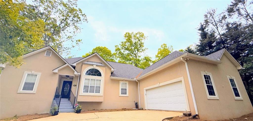 1252 Heritage Drive