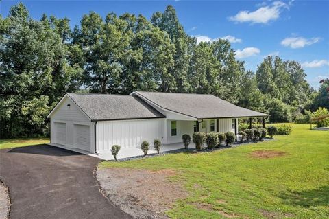 A home in Ball Ground