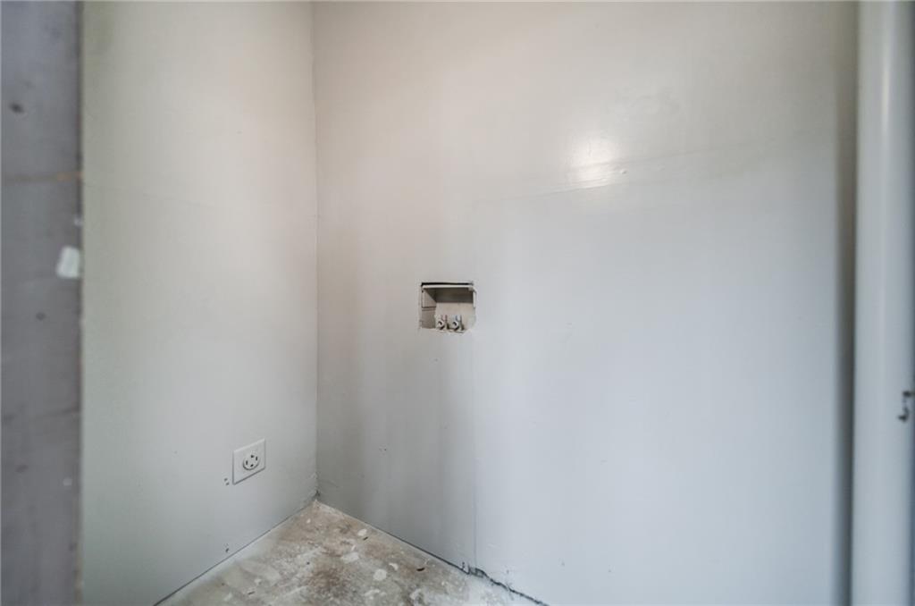 COUNTRY PLACE - Residential Lease