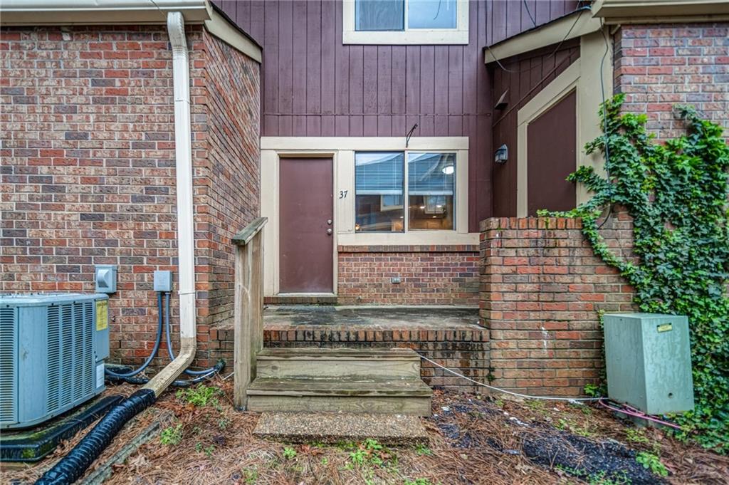 COUNTRY PLACE - Residential Lease