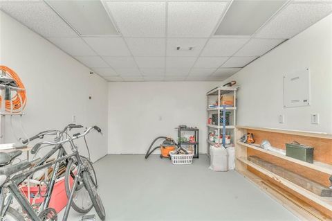 listing image 89