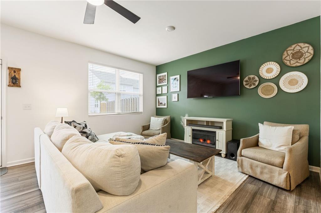 101 Rydal Way