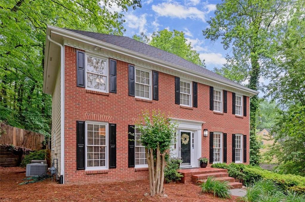 1582 E Bank Drive, Marietta, Georgia image 2