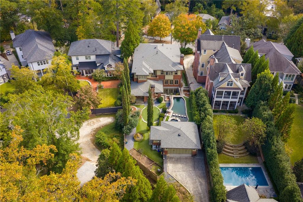 4 Polo Drive NE