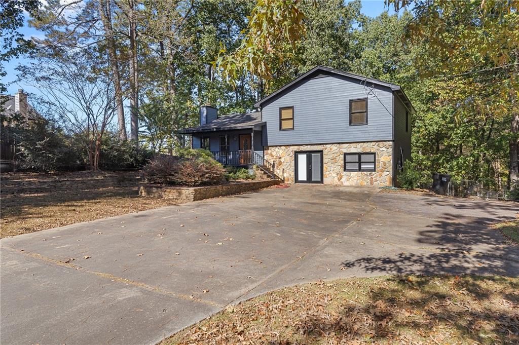 2845 Sardis Drive