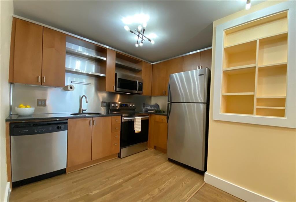 181 Powell Street SE 2
