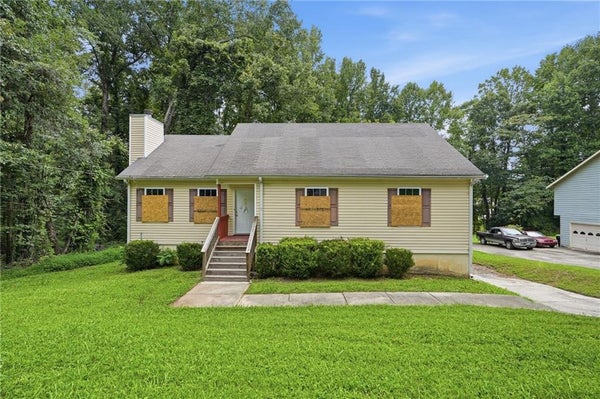 6013 RADFORD DR, RIVERDALE, GA 30296 - Image a1ebd0a0ac048515cd7880932842e81f/3573149681