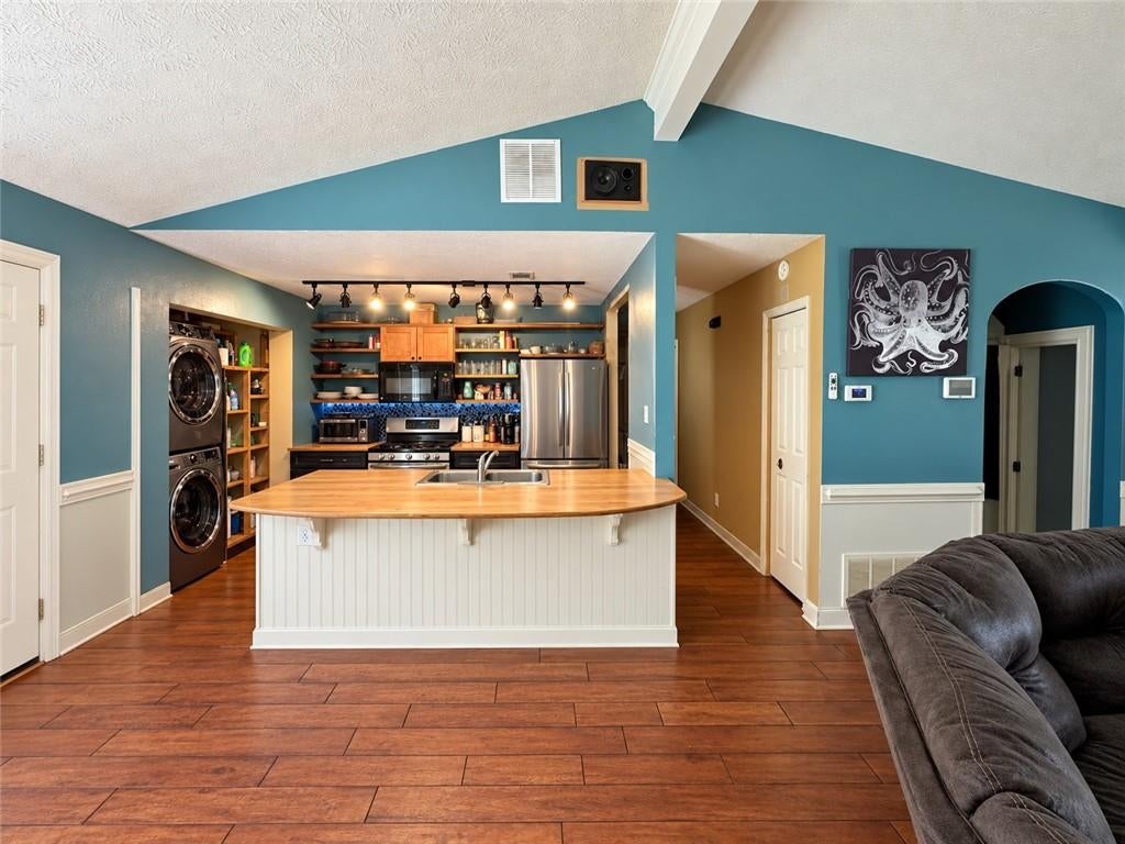 4222 Inverness Road