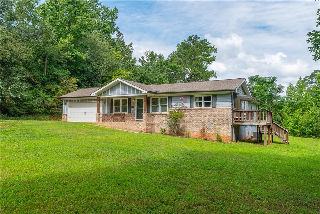 2389 Pond Lane