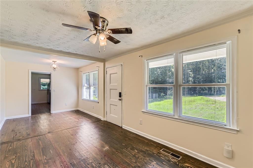2389 Pond Lane
