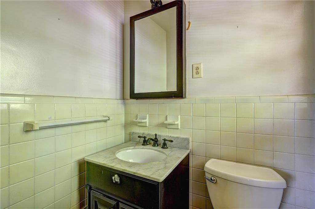 1815 Windsor Drive, Atlanta, Georgia image 15