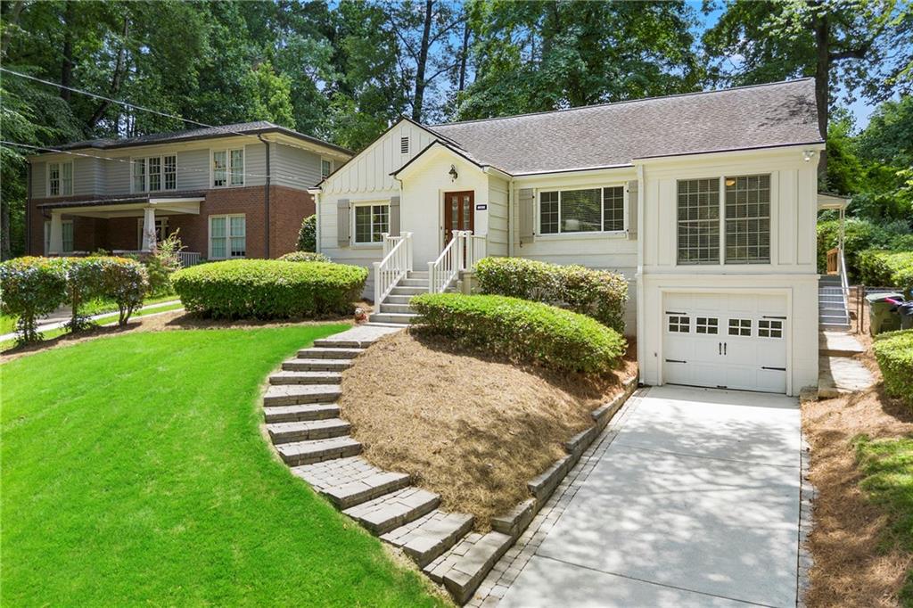 1329 University Drive NE