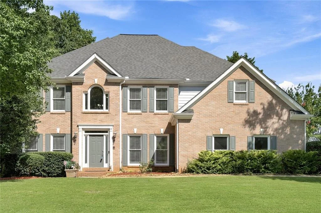 1735 Riverglen Drive