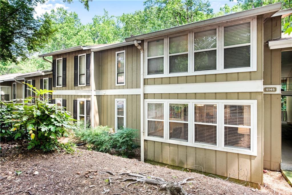 5145 Roswell Road 3