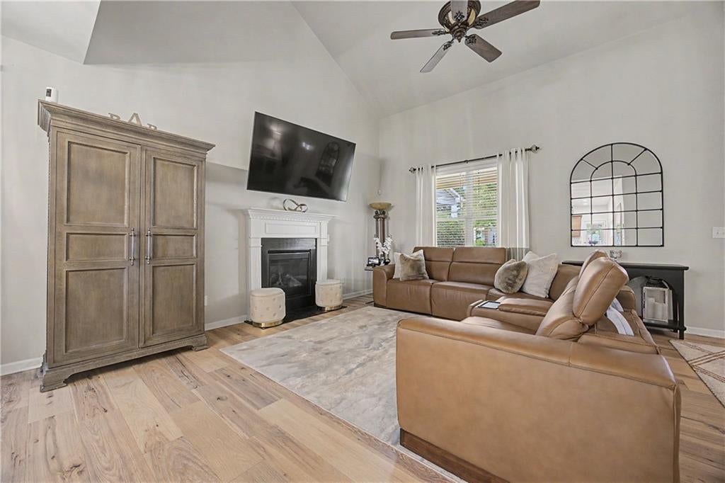 1740 Walton Reserve Way