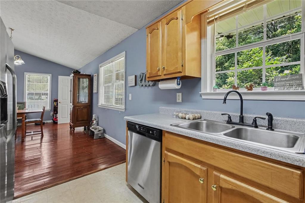 504A Locke Street