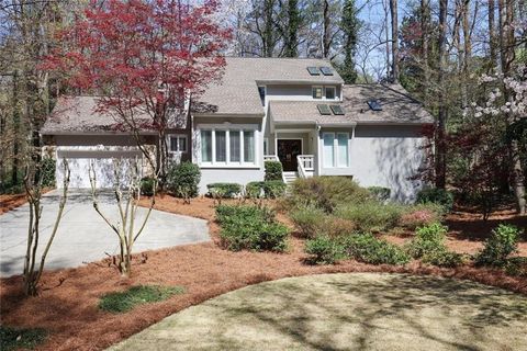 Photo of 80 Seville Chase, Atlanta, GA 30328 (MLS # 7711889)