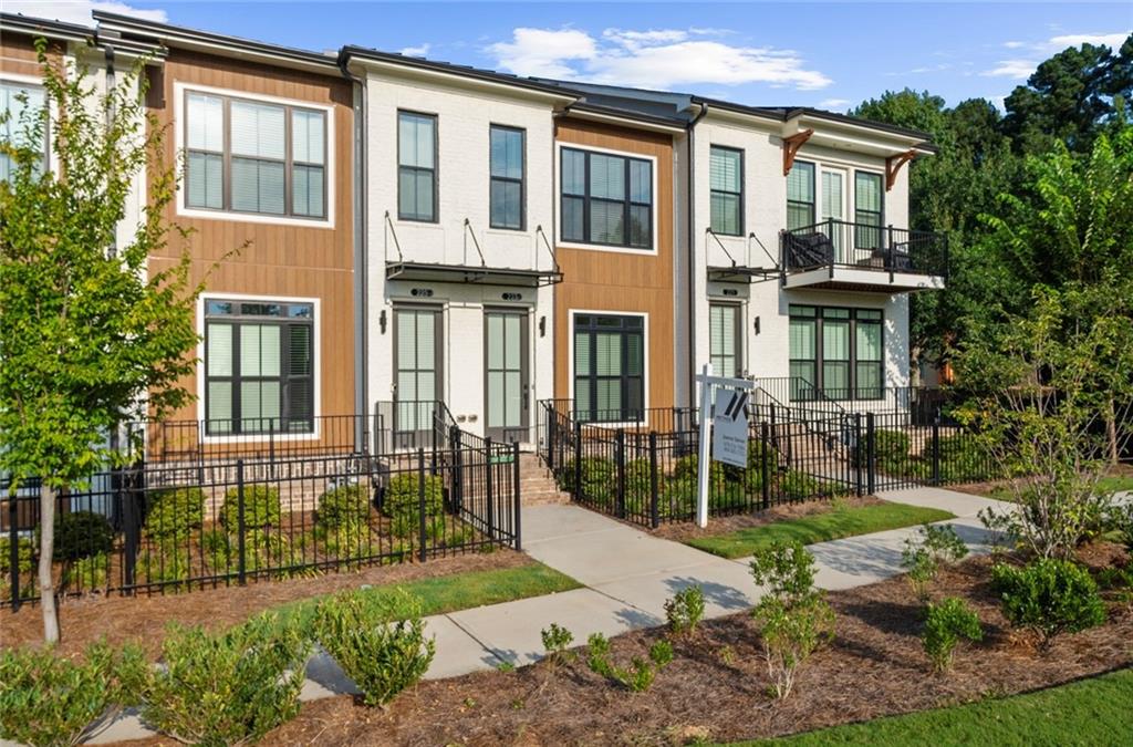 223 Downing Dr