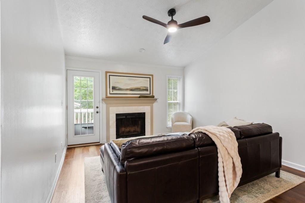 476 Teal Ct