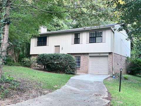 Photo of 2936 Spanish Oak Drive SW, Lilburn, GA 30047 (MLS # 7638534)
