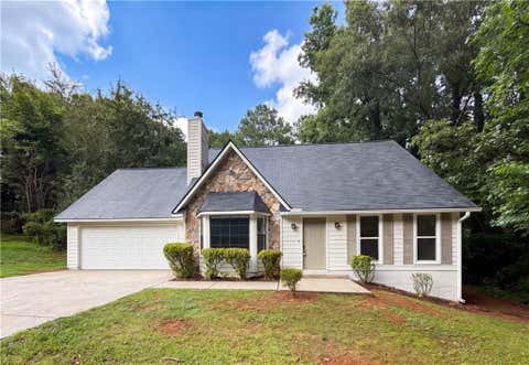 Homes For Sale - 912 Steeple Chase Drive<br/> Lawrenceville, GA 30044