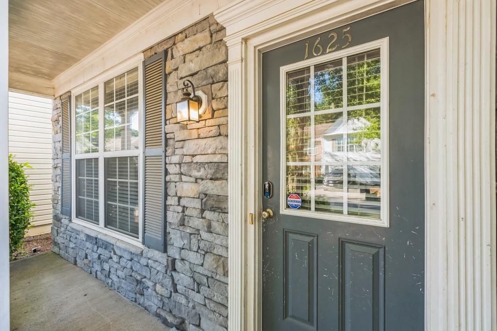 1625 Hemburg Trace NW 12