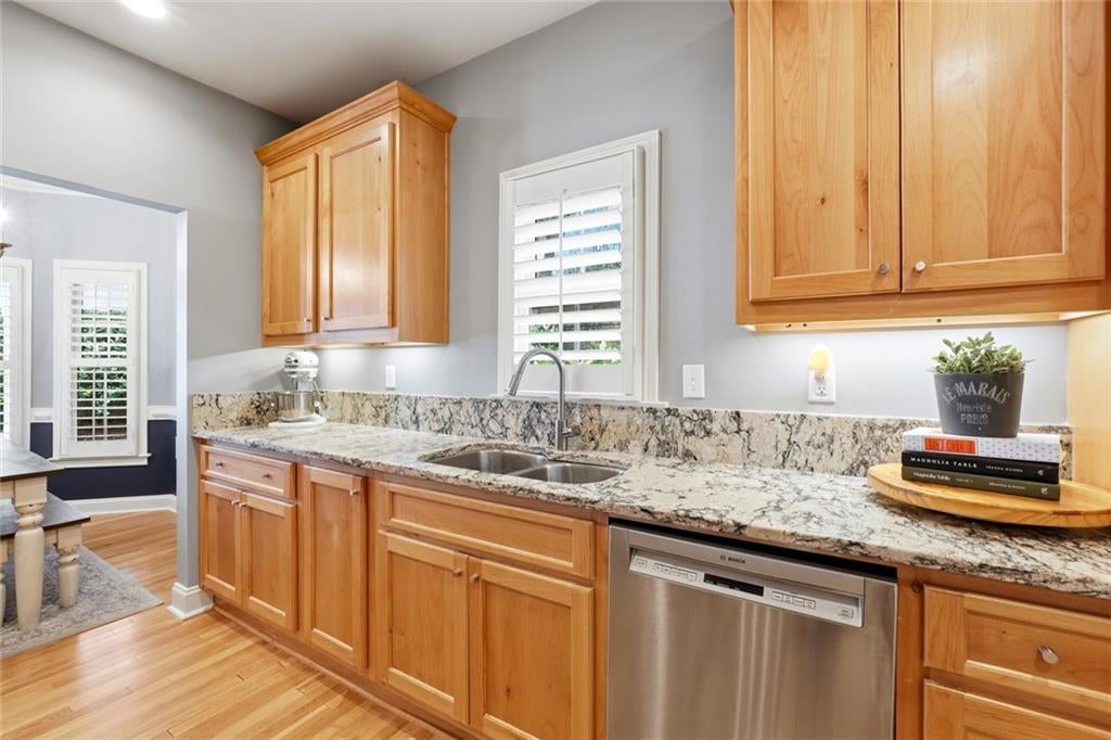 121 Brookview Circle