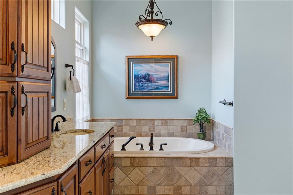 Jasper, Georgia, 30143, United States, 6 Bedrooms Bedrooms, ,9 BathroomsBathrooms,Residential,Active,2041595