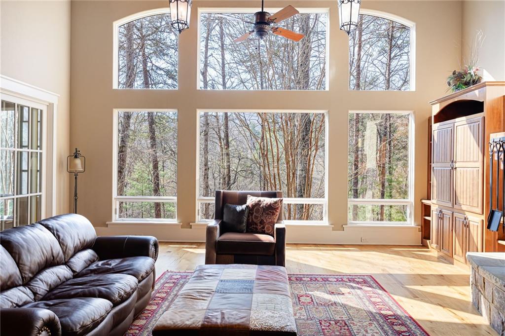 Jasper, Georgia, 30143, United States, 6 Bedrooms Bedrooms, ,9 BathroomsBathrooms,Residential,Active,2041595