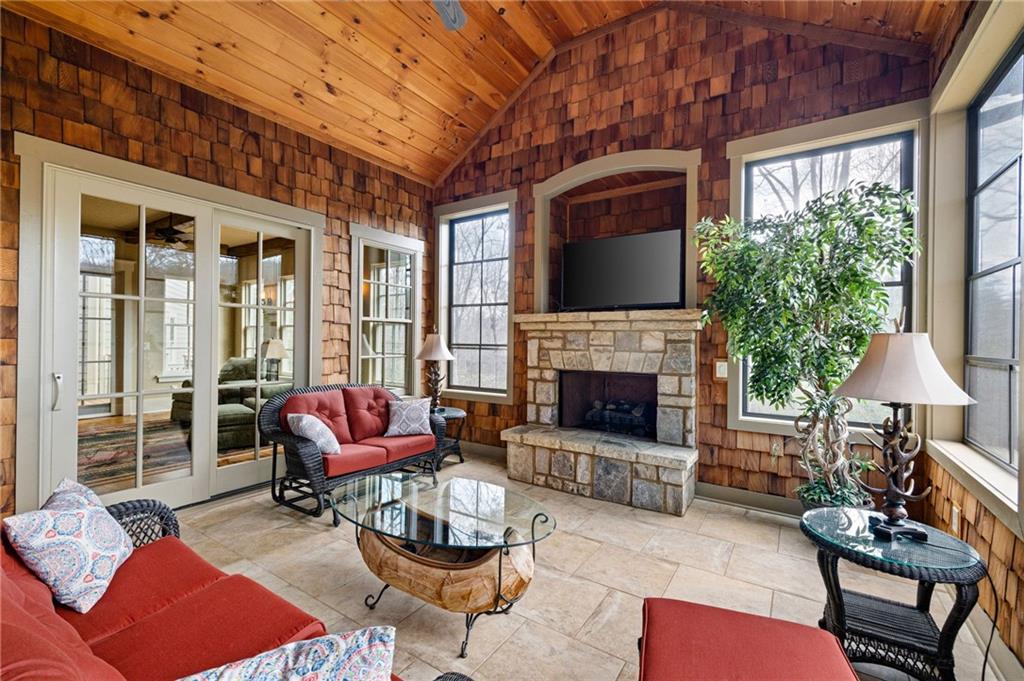 Jasper, Georgia, 30143, United States, 6 Bedrooms Bedrooms, ,9 BathroomsBathrooms,Residential,Active,2041595