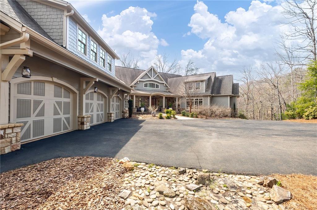 Jasper, Georgia, 30143, United States, 6 Bedrooms Bedrooms, ,9 BathroomsBathrooms,Residential,Active,2041595