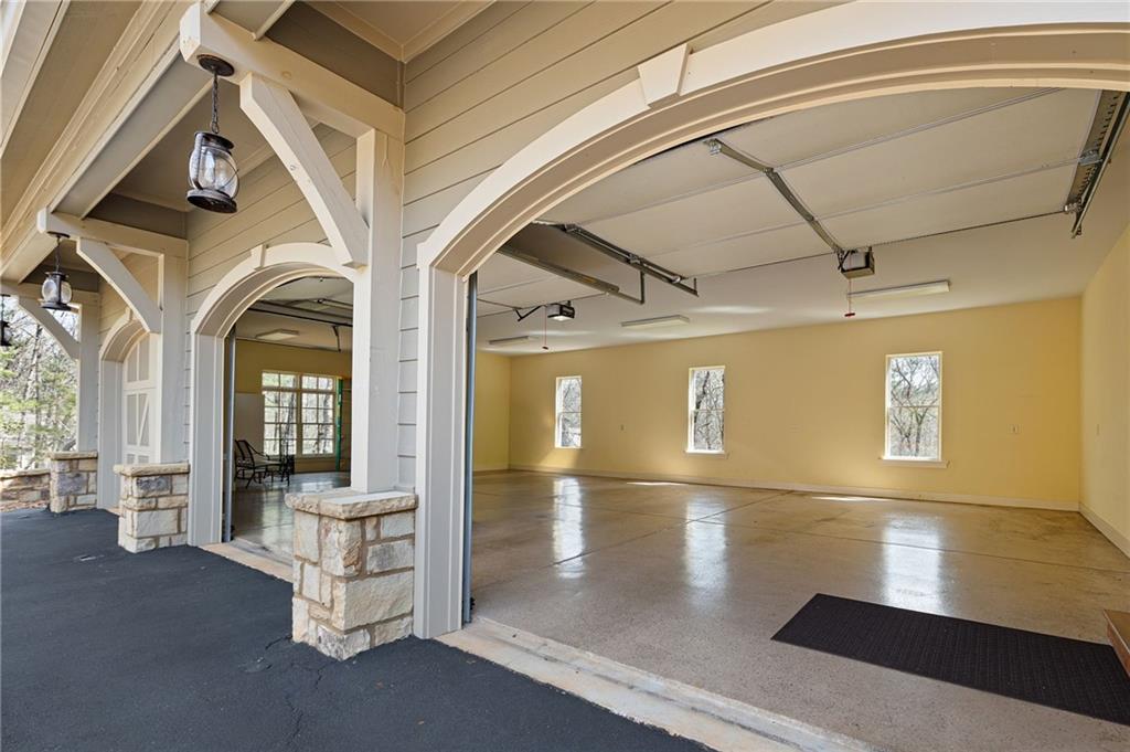 Jasper, Georgia, 30143, United States, 6 Bedrooms Bedrooms, ,9 BathroomsBathrooms,Residential,Active,2041595