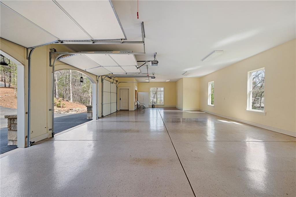 Jasper, Georgia, 30143, United States, 6 Bedrooms Bedrooms, ,9 BathroomsBathrooms,Residential,Active,2041595