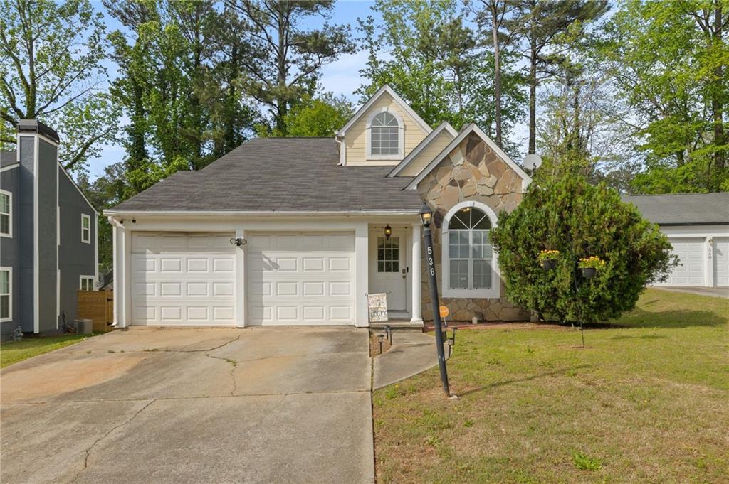 536 Crestridge Court, Stone Mountain, Georgia image 1