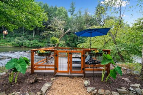 A home in Ellijay