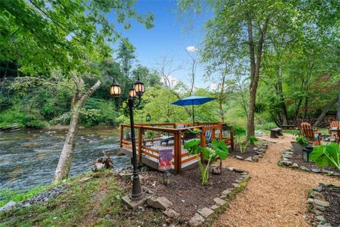 A home in Ellijay