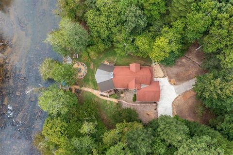 A home in Ellijay