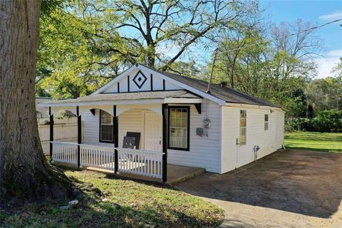 Homes For Sale - 1003 Fairview Avenue<br/> Cedartown, GA 30125