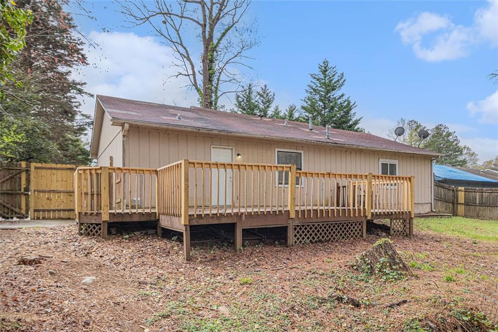 5375 Garvey Drive, Fairburn, Georgia image 13