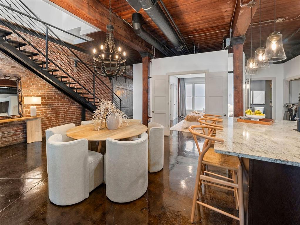 320 Peters Street SW 10