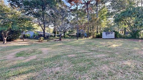 A home in Powder Springs